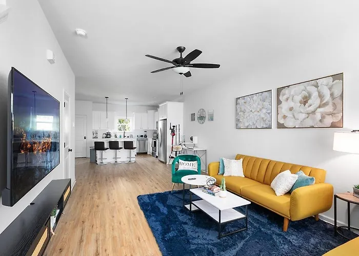 Perfect Getaway Prime Location Game Room And Hottub
